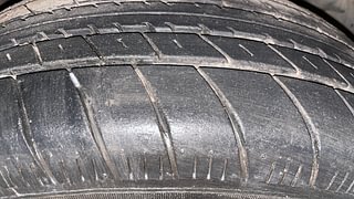 Used 2014 Nissan Sunny [2011-2014] XV Diesel Diesel Manual tyres RIGHT FRONT TYRE TREAD VIEW