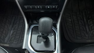 Used 2019 Tata Nexon [2017-2020] XZA Plus AMT Petrol Petrol Automatic interior GEAR  KNOB VIEW