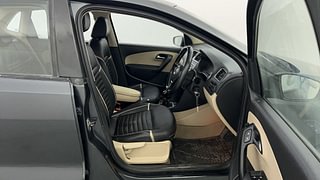 Used 2018 Volkswagen Ameo [2016-2020] 1.0 Highline Plus Petrol Petrol Manual interior RIGHT SIDE FRONT DOOR CABIN VIEW