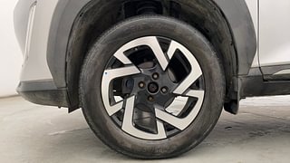 Used 2020 Nissan Magnite XV Premium Turbo (O) Petrol Manual tyres LEFT FRONT TYRE RIM VIEW