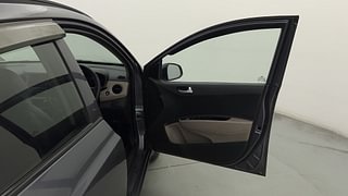 Used 2017 Hyundai Grand i10 [2017-2020] Asta 1.2 Kappa VTVT Petrol Manual interior RIGHT FRONT DOOR OPEN VIEW