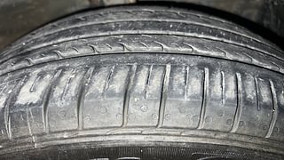 Used 2022 Maruti Suzuki Ciaz Alpha Petrol Petrol Manual tyres RIGHT FRONT TYRE TREAD VIEW