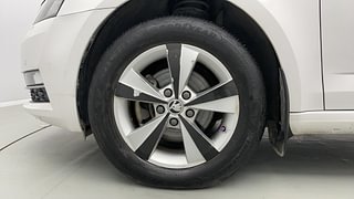 Used 2018 skoda Octavia 2.0L Style TDI AT Diesel Automatic tyres LEFT FRONT TYRE RIM VIEW