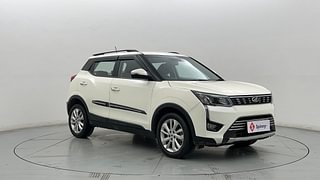 Used 2021 Mahindra XUV 300 W8 Petrol Petrol Manual exterior RIGHT FRONT CORNER VIEW