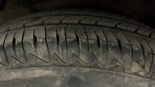 Used 2012 Hyundai i10 [2010-2016] Sportz 1.2 Petrol Petrol Manual tyres RIGHT REAR TYRE TREAD VIEW