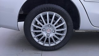 Used 2014 Toyota Etios [2010-2017] G Petrol Manual tyres RIGHT REAR TYRE RIM VIEW