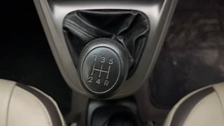 Used 2012 Hyundai i10 [2010-2016] Sportz 1.2 Petrol Petrol Manual interior GEAR  KNOB VIEW