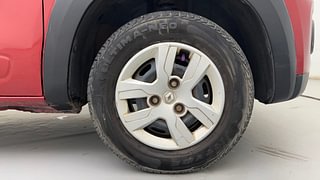 Used 2015 Renault Kwid [2015-2019] RXT Petrol Manual tyres RIGHT FRONT TYRE RIM VIEW