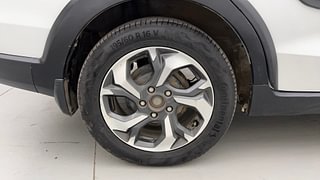 Used 2016 Honda BR-V [2016-2020] V CVT Petrol Petrol Automatic tyres RIGHT REAR TYRE RIM VIEW