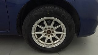 Used 2013 Nissan Sunny [2011-2014] XL Petrol Manual tyres RIGHT FRONT TYRE RIM VIEW