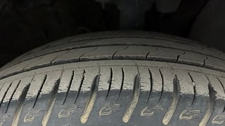 Used 2020 Hyundai Venue [2019-2022] SX 1.0  Turbo Petrol Manual tyres RIGHT FRONT TYRE TREAD VIEW