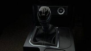 Used 2023 Renault Kiger RXT MT Petrol Manual interior GEAR  KNOB VIEW