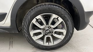 Used 2018 Hyundai i20 Active [2015-2020] 1.2 SX Petrol Manual tyres LEFT REAR TYRE RIM VIEW