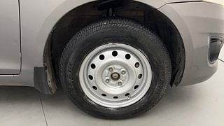 Used 2012 Maruti Suzuki Swift Dzire [2012-2015] LXI Petrol Manual tyres RIGHT FRONT TYRE RIM VIEW