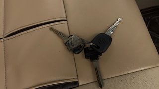 Used 2012 Maruti Suzuki Swift Dzire [2012-2015] LXI Petrol Manual extra CAR KEY VIEW