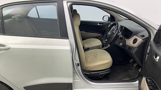 Used 2015 Hyundai Xcent [2014-2017] SX (O) Petrol Petrol Manual interior RIGHT SIDE FRONT DOOR CABIN VIEW