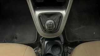 Used 2012 Hyundai i10 [2010-2016] Sportz 1.2 Petrol Petrol Manual interior GEAR  KNOB VIEW