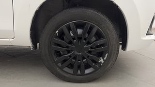 Used 2017 Maruti Suzuki Alto K10 [2014-2019] VXi Petrol Manual tyres RIGHT FRONT TYRE RIM VIEW