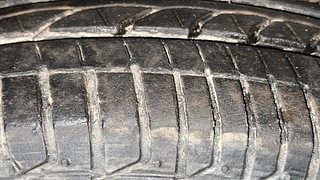 Used 2022 Honda Jazz ZX CVT Petrol Automatic tyres RIGHT FRONT TYRE TREAD VIEW