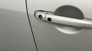 Used 2016 Maruti Suzuki Swift [2011-2017] ZXi Petrol Manual dents MINOR SCRATCH