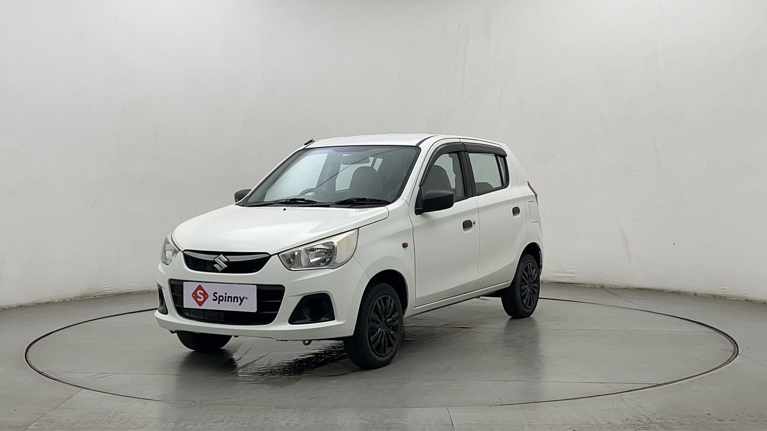 LEFT FRONT CORNER VIEW