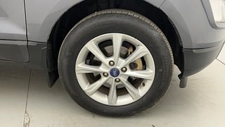 Used 2020 Ford EcoSport [2017-2021] Titanium 1.5L TDCi Diesel Manual tyres RIGHT FRONT TYRE RIM VIEW