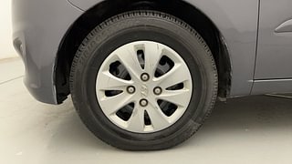 Used 2012 Hyundai i10 [2010-2016] Sportz 1.2 Petrol Petrol Manual tyres LEFT FRONT TYRE RIM VIEW