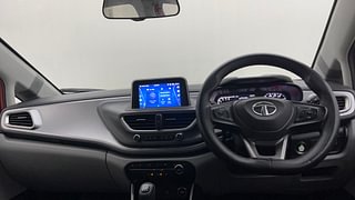 Used 2020 Tata Altroz XZ 1.2 Petrol Manual interior DASHBOARD VIEW