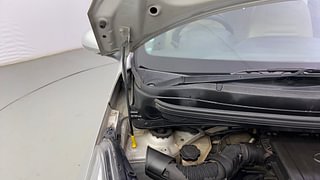 Used 2015 Hyundai Xcent [2014-2017] SX (O) Petrol Petrol Manual engine ENGINE RIGHT SIDE HINGE & APRON VIEW