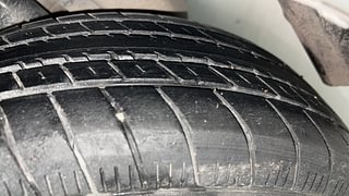 Used 2016 Maruti Suzuki Swift [2011-2017] ZXi Petrol Manual tyres LEFT REAR TYRE TREAD VIEW