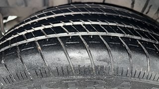 Used 2016 Maruti Suzuki Swift [2011-2017] ZXi Petrol Manual tyres RIGHT REAR TYRE TREAD VIEW