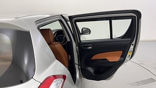 Used 2016 Maruti Suzuki Swift [2011-2017] ZXi Petrol Manual interior RIGHT REAR DOOR OPEN VIEW