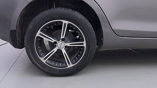 Used 2012 Maruti Suzuki Swift Dzire VXI Petrol Manual tyres RIGHT REAR TYRE RIM VIEW