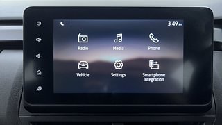 Used 2022 Renault Kiger RXZ 1.0 Turbo MT Petrol Manual top_features Touch screen infotainment system