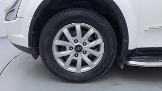 Used 2016 Mahindra XUV500 [2015-2018] W8 Diesel Manual tyres LEFT FRONT TYRE RIM VIEW