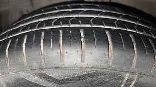 Used 2017 maruti-suzuki Ciaz Alpha Petrol AT Petrol Automatic tyres LEFT FRONT TYRE TREAD VIEW