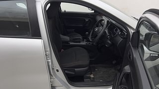 Used 2022 Renault Kiger RXZ 1.0 Turbo MT Petrol Manual interior RIGHT SIDE FRONT DOOR CABIN VIEW