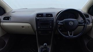 Used 2015 Skoda Rapid [2011-2016] Elegance Plus Diesel MT Diesel Manual interior DASHBOARD VIEW