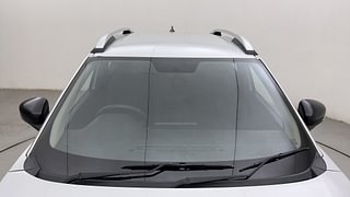Used 2022 Renault Kiger RXZ 1.0 Turbo MT Petrol Manual exterior FRONT WINDSHIELD VIEW