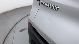 Used 2022 Renault Kiger RXZ 1.0 Turbo MT Petrol Manual dents MINOR DENT