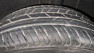 Used 2022 Renault Kiger RXZ 1.0 Turbo MT Petrol Manual tyres LEFT REAR TYRE TREAD VIEW