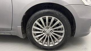 Used 2017 maruti-suzuki Ciaz Alpha Petrol AT Petrol Automatic tyres RIGHT FRONT TYRE RIM VIEW