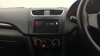 Used 2015 Maruti Suzuki Swift [2014-2017] LXI (O) Petrol Manual interior MUSIC SYSTEM & AC CONTROL VIEW