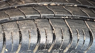 Used 2021 maruti-suzuki S-Presso VXI Plus Petrol Manual tyres LEFT FRONT TYRE TREAD VIEW