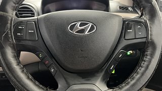 Used 2019 Hyundai Grand i10 [2017-2020] Sportz 1.2 Kappa VTVT CNG (Outside Fitted) Petrol+cng Manual top_features Steering mounted controls