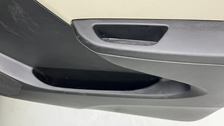 Used 2021 Maruti Suzuki Alto 800 [2019-2022] LXI Petrol Manual top_features Door pockets