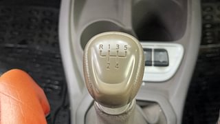 Used 2017 Datsun Redi-GO [2015-2019] T (O) Petrol Manual interior GEAR  KNOB VIEW