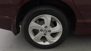 Used 2014 Honda City [2014-2017] V Petrol Manual tyres RIGHT REAR TYRE RIM VIEW