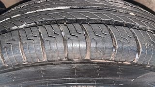 Used 2011 Maruti Suzuki Ritz [2009-2012] Lxi Petrol Manual tyres LEFT FRONT TYRE TREAD VIEW