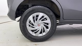 Used 2021 Maruti Suzuki Alto 800 [2019-2022] LXI Petrol Manual tyres RIGHT REAR TYRE RIM VIEW